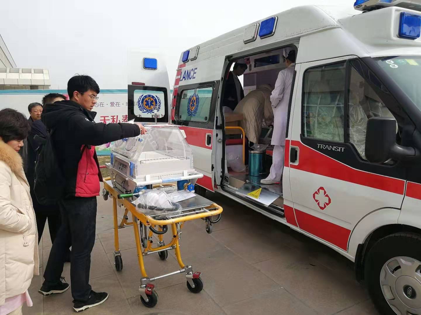 萨嘎县救护车转院